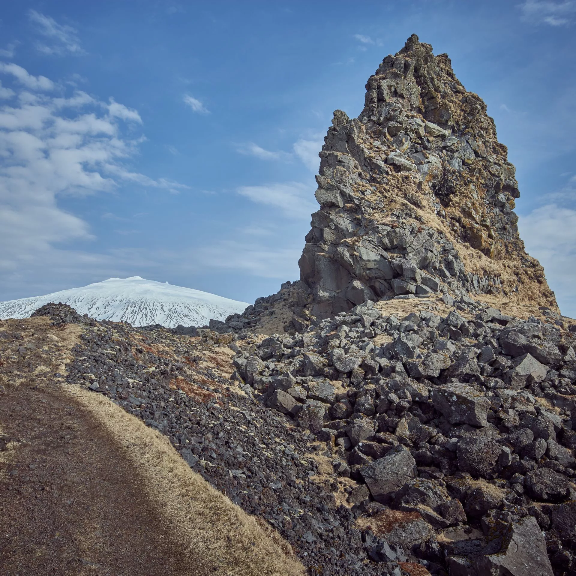 Lóndrangar in Snæfellsnes