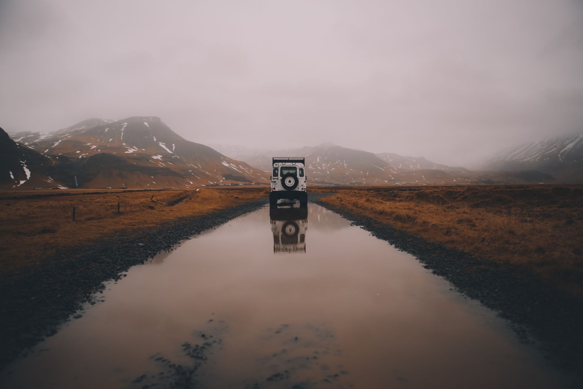 4x4 in Icelandic highland f-roads