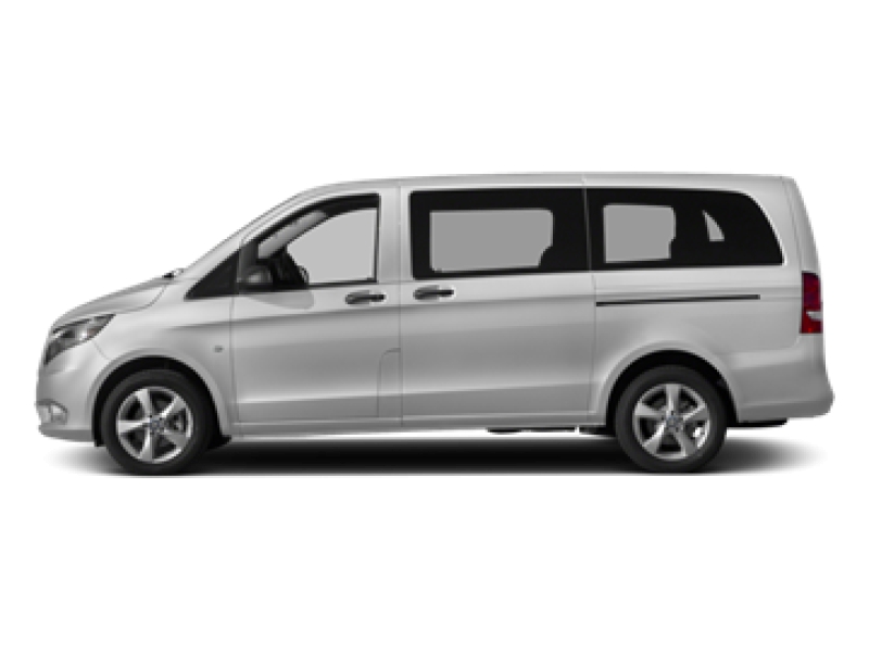 Rent a Mercedes Benz Vito - 9 seater in 